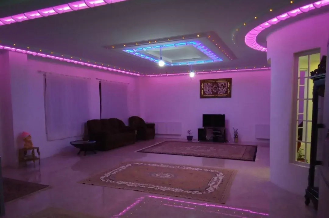 فروش باغ ویلای نوساز ۳۴۰ متری در چندار